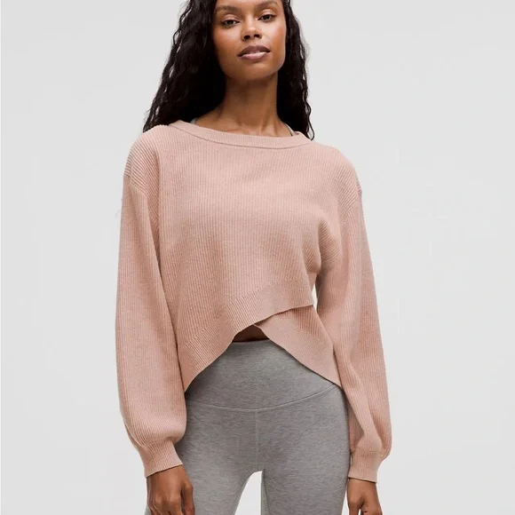 NWT Lululemon reversible crossover sweater - Picture 5 of 5